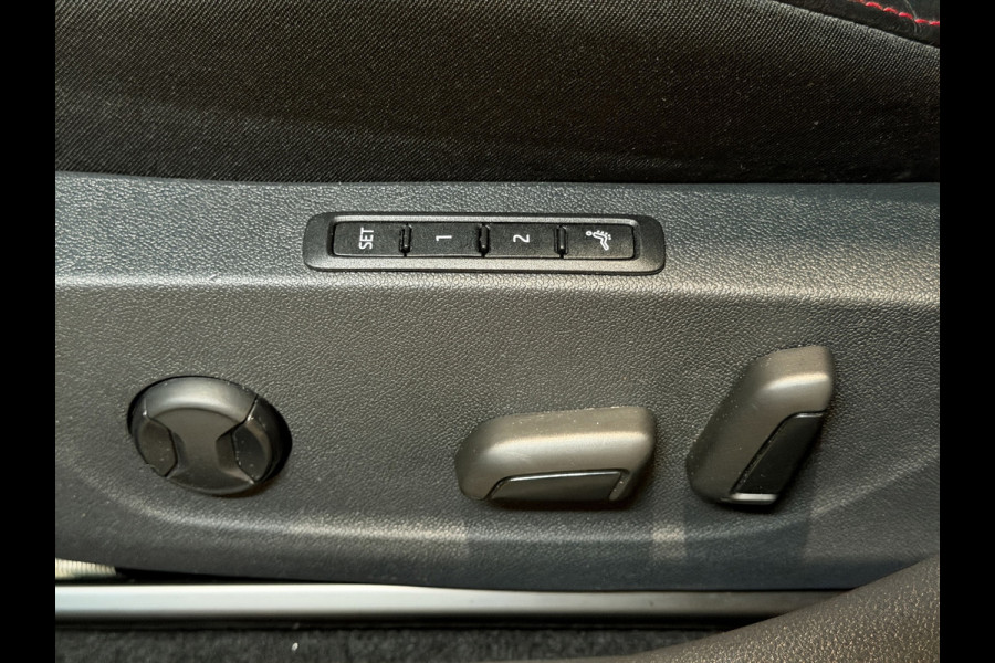 Škoda Octavia- 1.4 TSI RS iV PHEV|HuD|Memory|DCC|Massage|Keyless