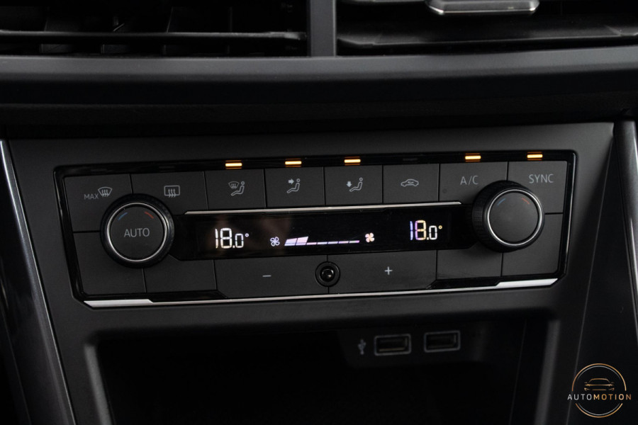 Volkswagen Polo 1.0 TSI Highline Business R PANO CAMERA KEYLESS LED