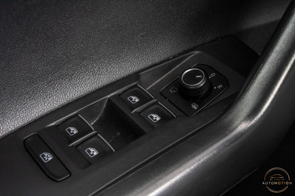 Volkswagen Polo 1.0 TSI Highline Business R PANO CAMERA KEYLESS LED