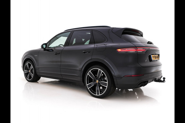 Porsche Cayenne 3.0 E-Hybrid AWD (Plug-in) {SoH-100%} (INCL-BTW) *PANO | LEATHER | FULL-LED | SPORTCHRONO | MEMORY-PACK | BOSE-AUDIO | TOPVIEW | HEATED/VENTILATED-SPORTSEATS | DAB | NAVI-FULLAMP | PRIVACY-GLASS | SHIFTPADDLES | TOWBAR | 22''AL