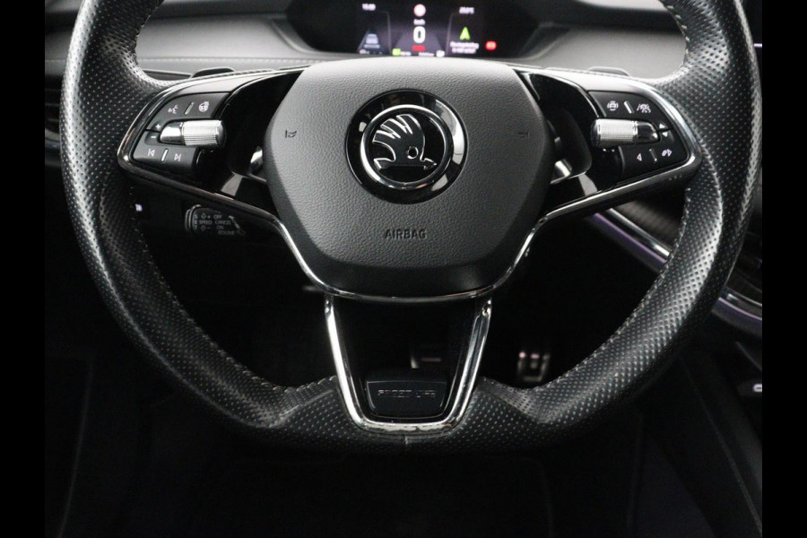 Škoda Enyaq iV 80 | SOH 89,1% | Leder/alcantara | Stuur/stoel verwarming | Adaptive cruise | Carplay | Sfeerverlichting | Camera | Park assist | Climate control