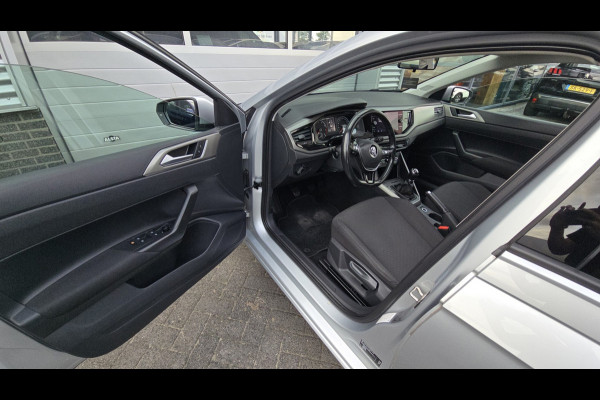 Volkswagen Polo 1.0 MPI Comfort, Pano, Carplay, Full OH!!