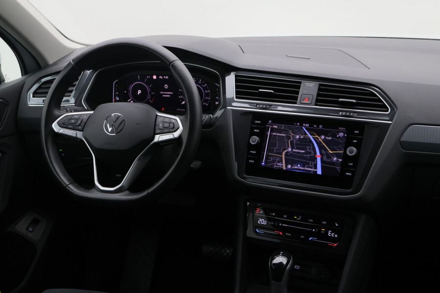 Volkswagen Tiguan 1.4 TSI DSG Plug-in Hybrid Life Navigatie, Camera, Apple CarPlay, ACC, Stoelverwarming, 17”, SOH 90.7%