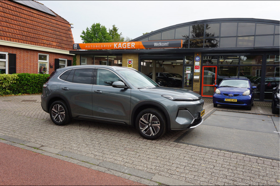 GEELY Starray EM-i 1.5 Pro 83Km electrisch bereik