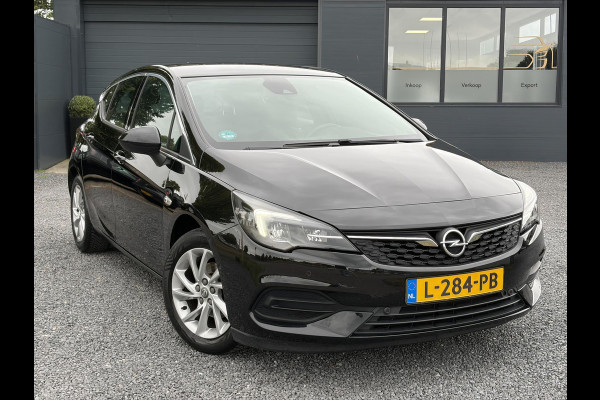 Opel Astra 1.2 Business Elegance 2e Eigenaar l Navi l Camera l Carplay l Keyless l Trekhaak l 110pk l Pdc V+A l Halfleder l 6 Bak l N.A.P l | Lm velgen l Rijstrooksensor l Apk tot 07-2027