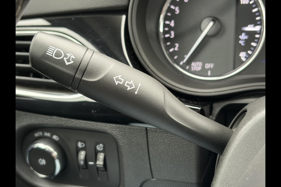 Opel Astra 1.2 Business Elegance 2e Eigenaar l Navi l Camera l Carplay l Keyless l Trekhaak l 110pk l Pdc V+A l Halfleder l 6 Bak l N.A.P l | Lm velgen l Rijstrooksensor l Apk tot 07-2027