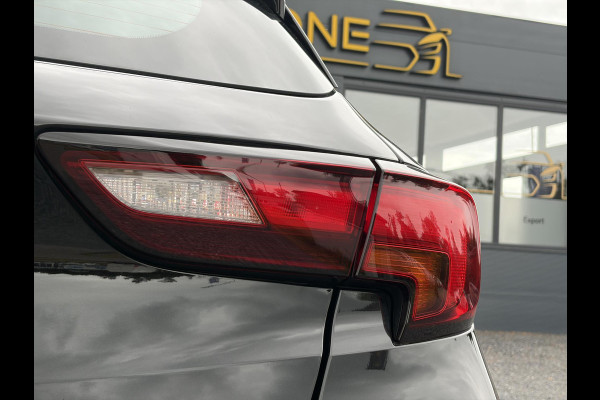 Opel Astra 1.2 Business Elegance 2e Eigenaar l Navi l Camera l Carplay l Keyless l Trekhaak l 110pk l Pdc V+A l Halfleder l 6 Bak l N.A.P l | Lm velgen l Rijstrooksensor l Apk tot 07-2027