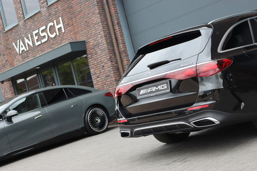 Mercedes-Benz E-Klasse Estate 300 de 4MATIC AMG Line | Luchtvering | Hyperscreen | Distronic+ | HUD | Nappa Leder | Stoelventilatie | Vlakkenverwarming | Massage | 3D-Display |