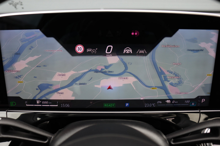 Mercedes-Benz E-Klasse Estate 300 de 4MATIC AMG Line | Luchtvering | Hyperscreen | Distronic+ | HUD | Nappa Leder | Stoelventilatie | Vlakkenverwarming | Massage | 3D-Display |
