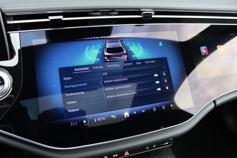 Mercedes-Benz E-Klasse Estate 300 de 4MATIC AMG Line | Luchtvering | Hyperscreen | Distronic+ | HUD | Nappa Leder | Stoelventilatie | Vlakkenverwarming | Massage | 3D-Display |