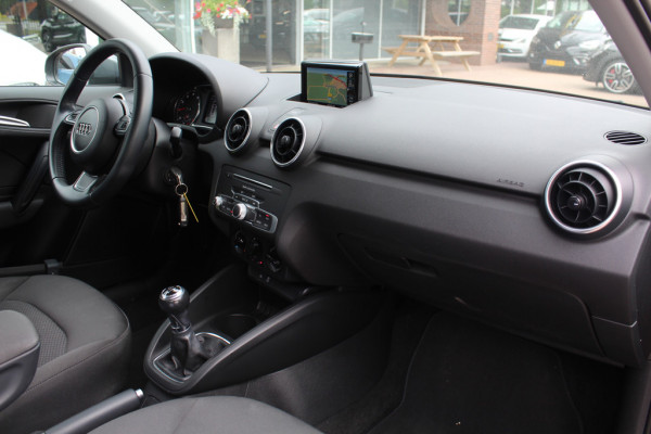 Audi A1 Sportback 1.0 TFSI Pro Line / NL Auto! / 1e Eign. / 15'' / Cruise Control / Bluetooth / Airco