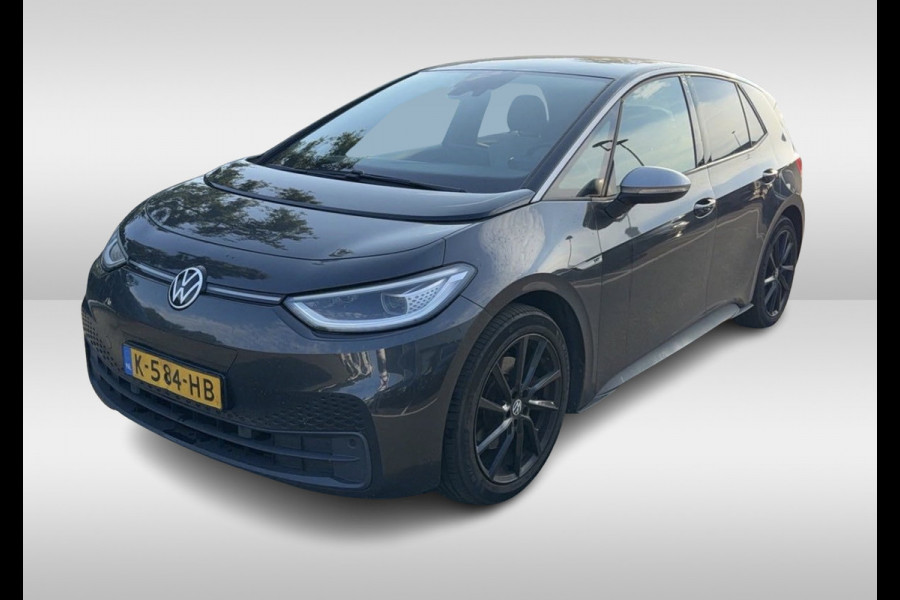 Volkswagen ID.3 First Plus 58 kWh / SoH 87% / Camera / Keyless / Matrix LED / Interieurvoorverwarming / 19'' / DAB / Navigatie / Stoel+Stuurverwarming / ACC