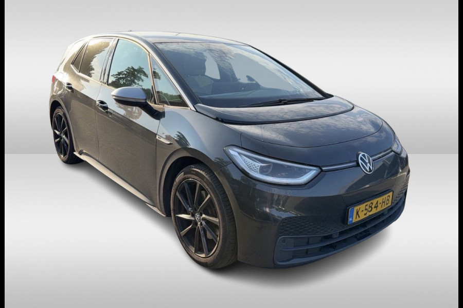 Volkswagen ID.3 First Plus 58 kWh / SoH 87% / Camera / Keyless / Matrix LED / Interieurvoorverwarming / 19'' / DAB / Navigatie / Stoel+Stuurverwarming / ACC