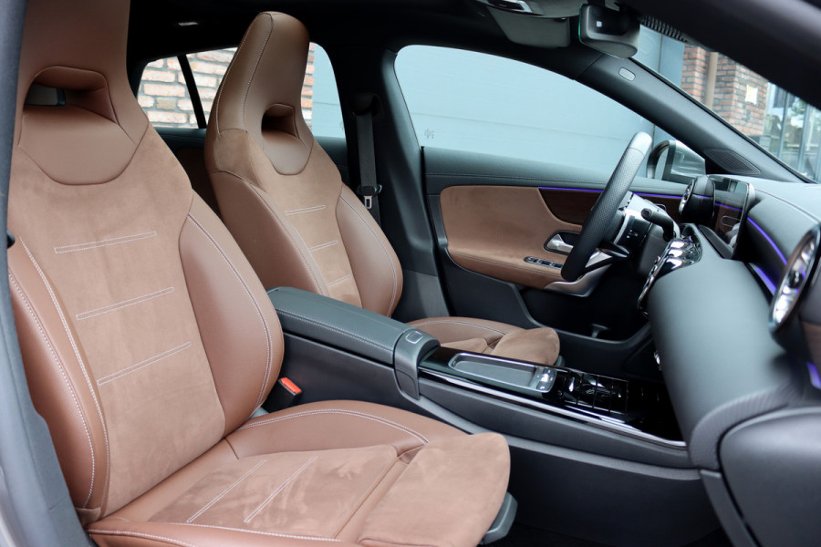 Mercedes-Benz CLA-Klasse Shooting Brake 250 e AMG Line | Memory | Distronic | Panoramadak | Keyless Go | Verwarmd Stuurwiel | Camera | Sfeerverlichting |