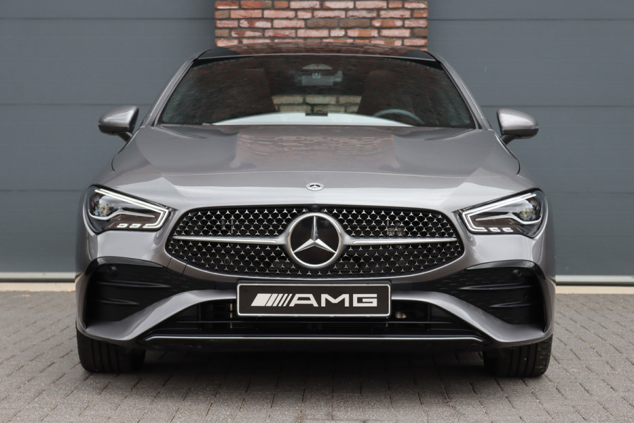 Mercedes-Benz CLA-Klasse Shooting Brake 250 e AMG Line | Memory | Distronic | Panoramadak | Keyless Go | Verwarmd Stuurwiel | Camera | Sfeerverlichting |