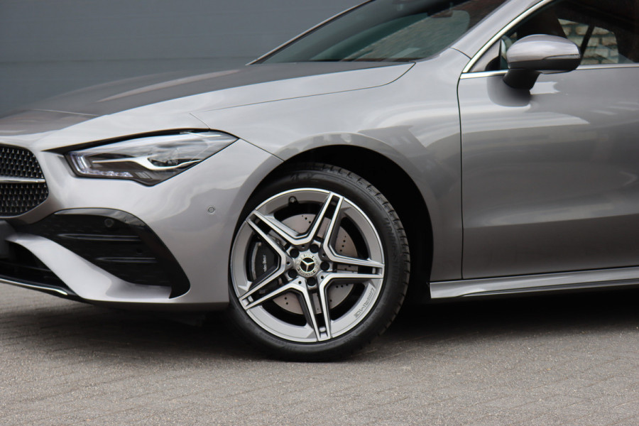 Mercedes-Benz CLA-Klasse Shooting Brake 250 e AMG Line | Memory | Distronic | Panoramadak | Keyless Go | Verwarmd Stuurwiel | Camera | Sfeerverlichting |