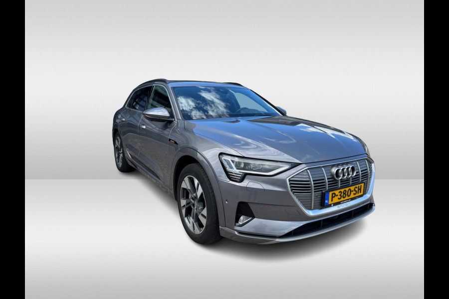 Audi e-tron e-tron 55 quattro advanced Pro Line Plus 95 kWh / Trekhaak / 360Camera / Luchtvering / Keyless / 20'' / CarPlay / Stoelverwarming / Dodehoek / DAB / ACC