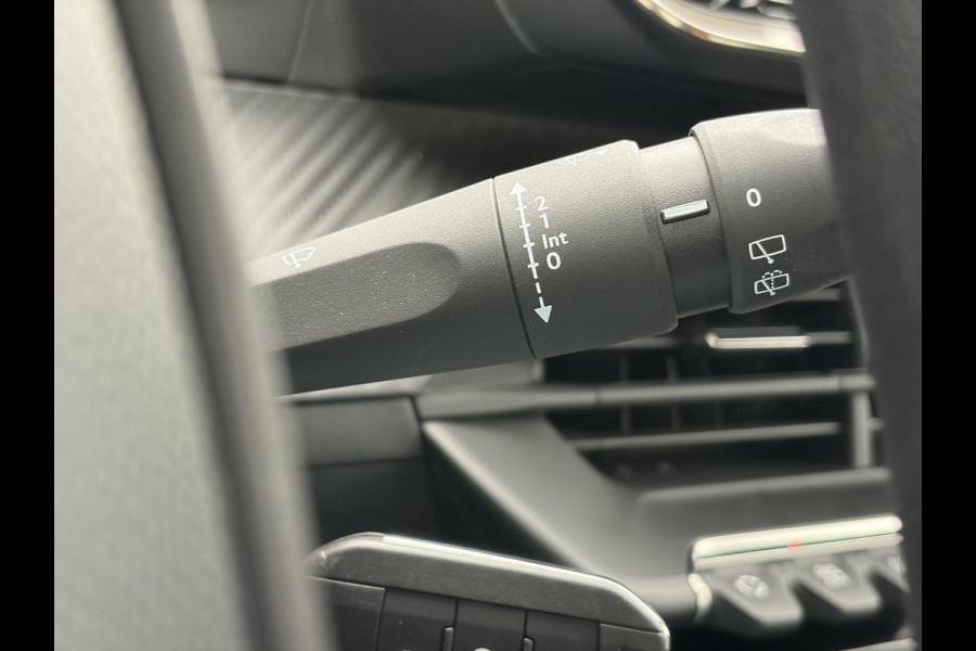 Peugeot 208 1.2 PureTech Like 2e Eigenaar l Dealer Onderhouden l Airco l Cruise l Weinig Km l N.A.P l Apk tot 09-2027