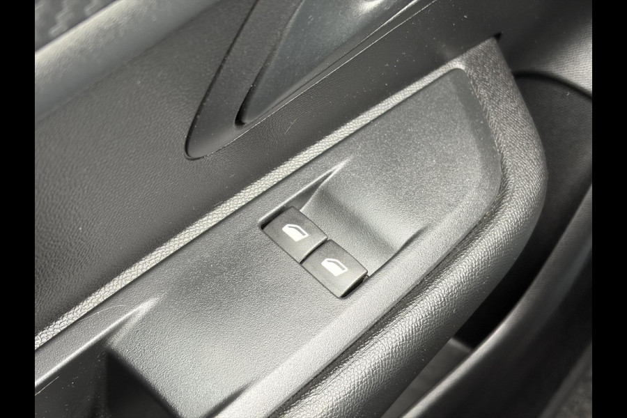 Peugeot 208 1.2 PureTech Like 2e Eigenaar l Dealer Onderhouden l Airco l Cruise l Weinig Km l N.A.P l Apk tot 09-2027