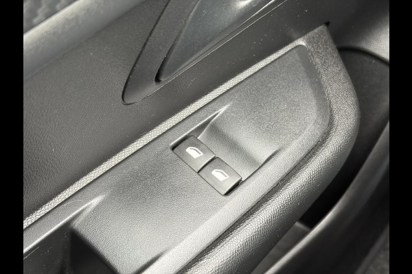 Peugeot 208 1.2 PureTech Like 2e Eigenaar l Dealer Onderhouden l Airco l Cruise l Weinig Km l N.A.P l Apk tot 09-2027