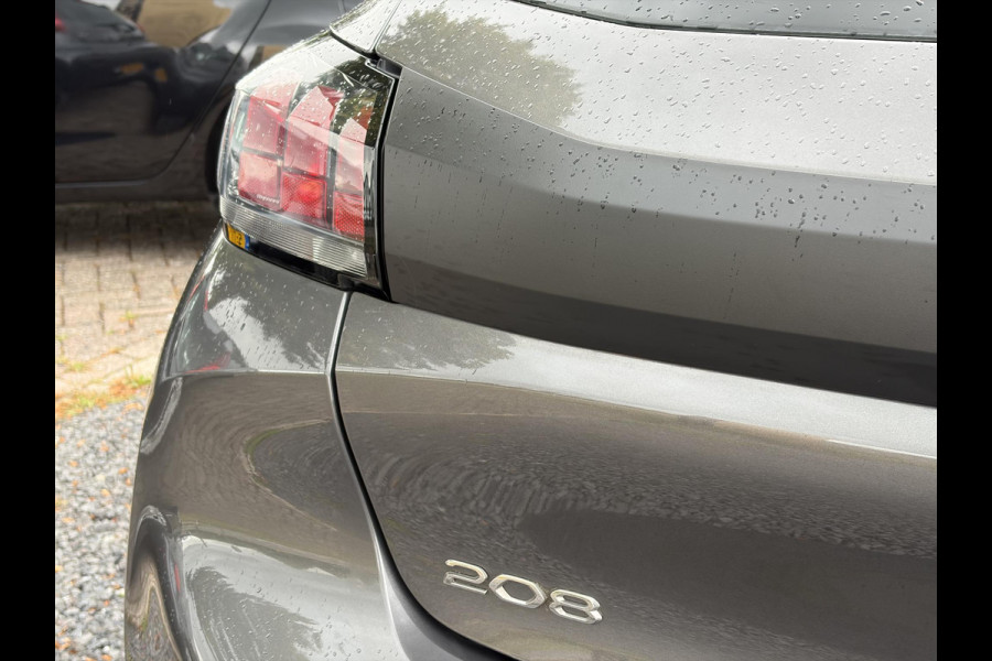Peugeot 208 1.2 PureTech Like 2e Eigenaar l Dealer Onderhouden l Airco l Cruise l Weinig Km l N.A.P l Apk tot 09-2027