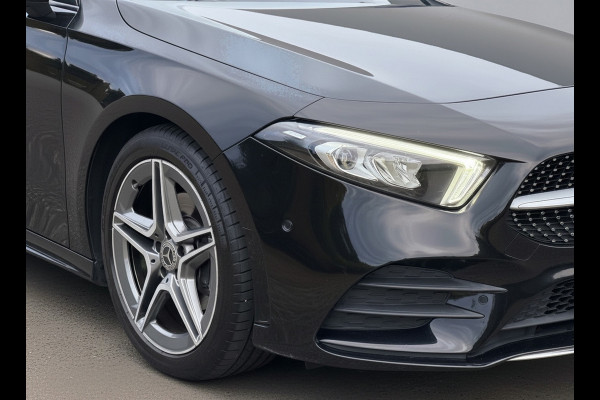 Mercedes-Benz A-Klasse 200 Business Solution AMG styling, burmester, achteruitrijcamera, sfeerverlichting, stoelverwarming,