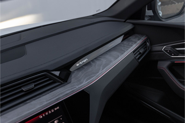 Audi Q8 Sportback e-tron SQ8 503pk Quattro 115 kWh Pano S-stoelen B&O HuD