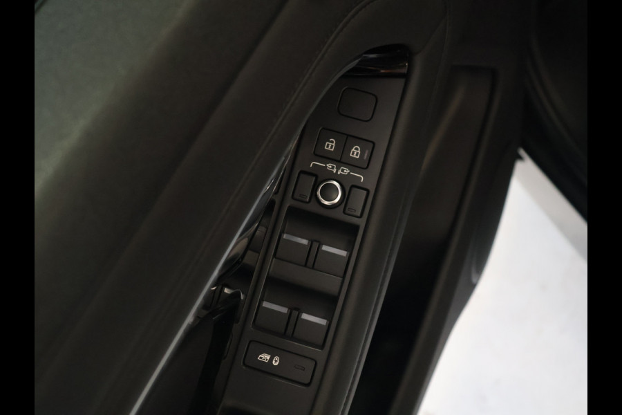 Land Rover Range Rover Evoque 1.5 P300e AWD R-Dynamic SE [SCHUIFKANTELDAK, MEMORY SEATS, APPLE CARPLAY, ANDROID, LED, ELEKTRISCHE ACHTERKLEP, PARKEER ASSISTENT, PDC V+A, CRUISE CONTROL, DIGITAL DASH, NAVIGATIE, CLIMATE CONTROL, KEYLESS START, 20" L