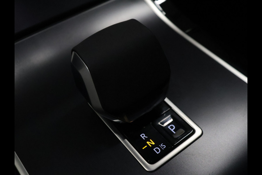 Land Rover Range Rover Evoque 1.5 P300e PHEV AWD Dynamic SE NW MODEL[SCHUIFKANTELDAK, ADAPTIVE CRUISE, CAMERA, APPLE CARPLAY, MERIDIAN, KEYLESS, ELEKTRISCHE ACHTERKLEP, DRAADLOOS LADEN, DIGITAL DASH, NIEUWSTAAT]