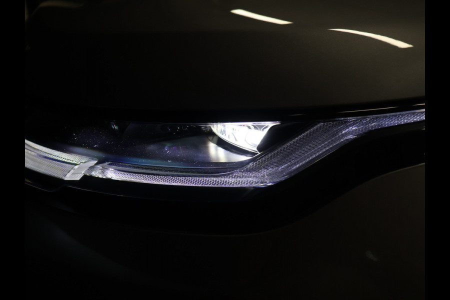 Land Rover Range Rover Evoque 1.5 P300e PHEV AWD Dynamic SE NW MODEL[SCHUIFKANTELDAK, ADAPTIVE CRUISE, CAMERA, APPLE CARPLAY, MERIDIAN, KEYLESS, ELEKTRISCHE ACHTERKLEP, DRAADLOOS LADEN, DIGITAL DASH, NIEUWSTAAT]