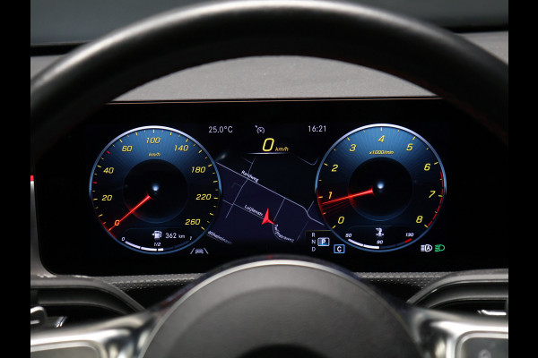 Mercedes-Benz CLA-Klasse 200 Business Solution AMG [SCHUIFKANTELDAK, AMG PAKKET, APPLE CARPLAY, ANDROID, WIDESCREEN COCKPIT, STOELVERWARMING, CAMERA, SFEERVERLICHTING, MULTIBEAM LED, PDC V+A, CRUISE CONTROL, NAVIGATIE, KEYLESS, CLIMATE CONTRO