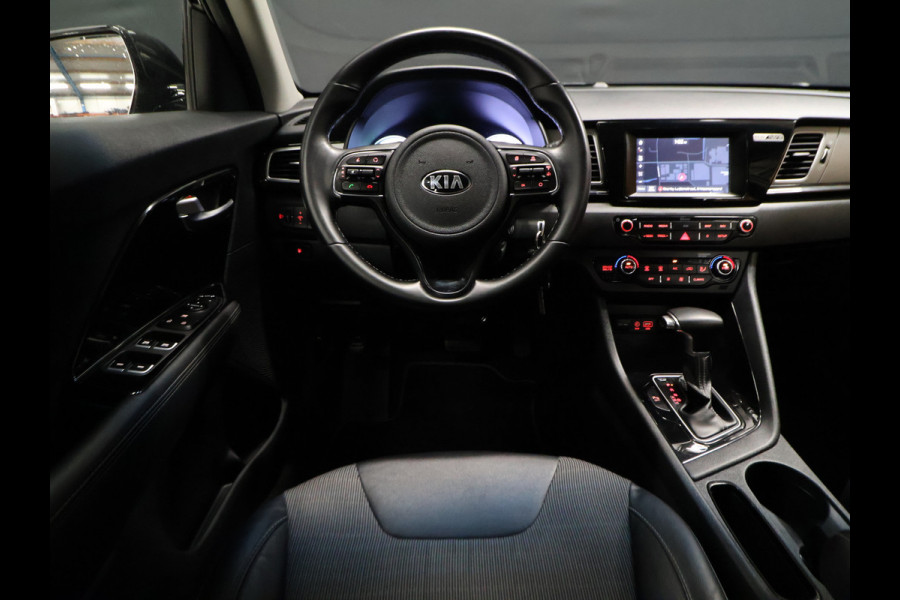 Kia Niro 1.6 GDi Hybrid DynamicLine [APPLE CARPLAY, ANDROID, CAMERA, CRUISE CONTROL, NAVIGATIE, PDC ACHTER, CLIMATE CONTROL, LED, BLUETOOTH, NIEUWSTAAT]