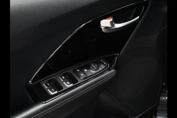 Kia Niro 1.6 GDi Hybrid DynamicLine [APPLE CARPLAY, ANDROID, CAMERA, CRUISE CONTROL, NAVIGATIE, PDC ACHTER, CLIMATE CONTROL, LED, BLUETOOTH, NIEUWSTAAT]
