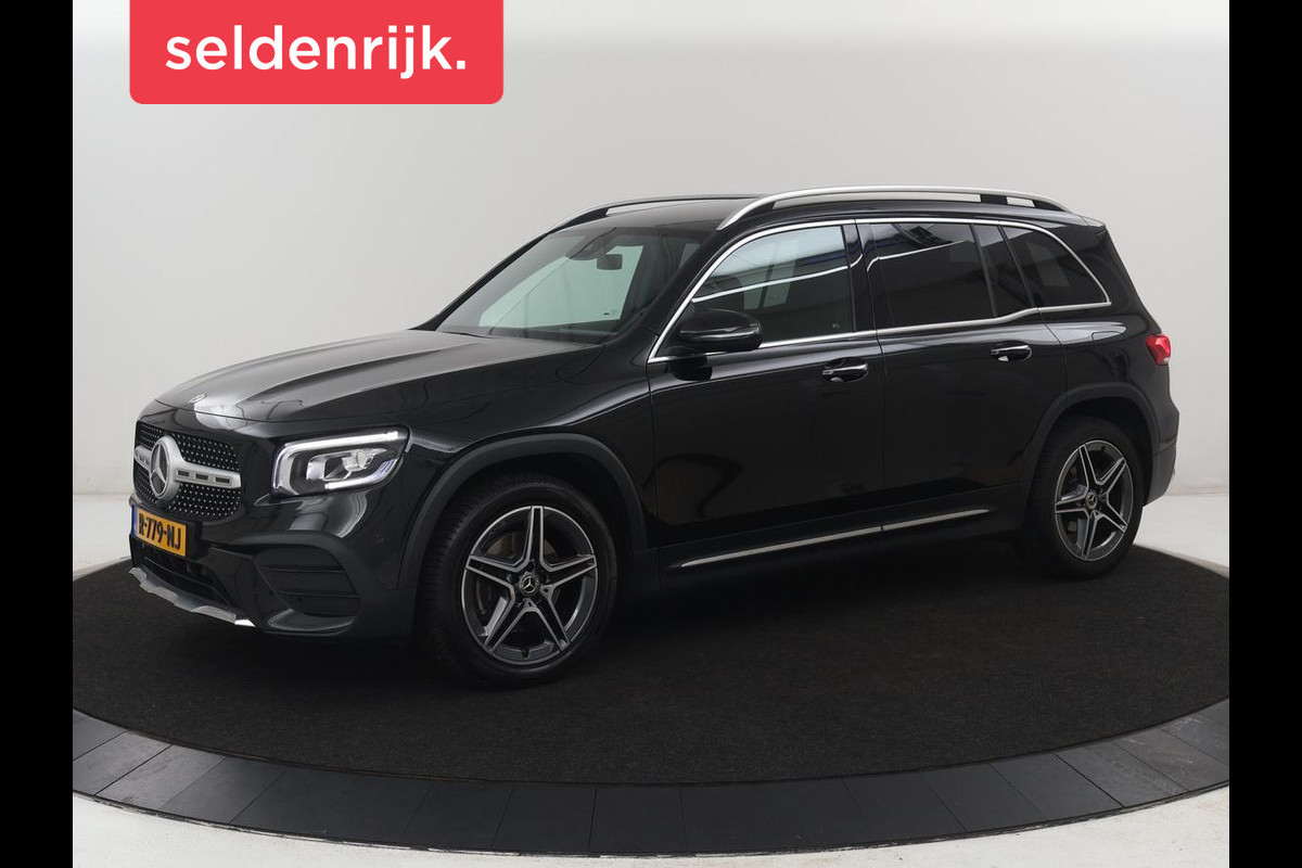 Mercedes-Benz GLB 200 AMG Line | Leder/alcantara | Stoelverwarming | Cruise control | Lane assist | Sfeerverlichting | Camera | Park assist | Trekhaak