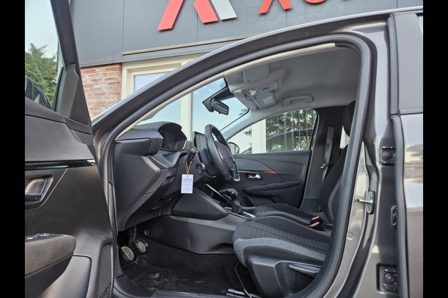 Peugeot 208 1.2 PureTech Active Carplay! NAP! Airco/Clima! Navigatie! Dealer Onderhouden! Nette Auto!