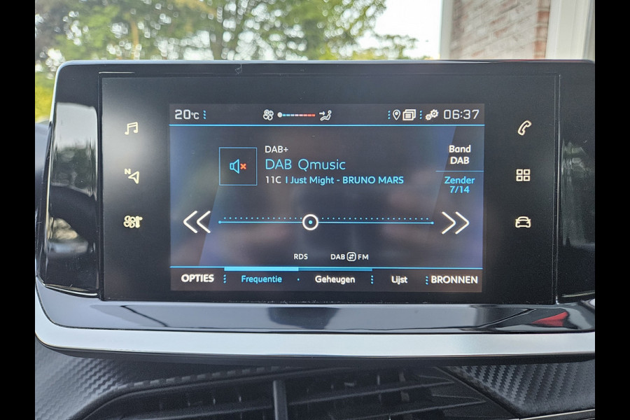 Peugeot 208 1.2 PureTech Active Carplay! NAP! Airco/Clima! Navigatie! Dealer Onderhouden! Nette Auto!