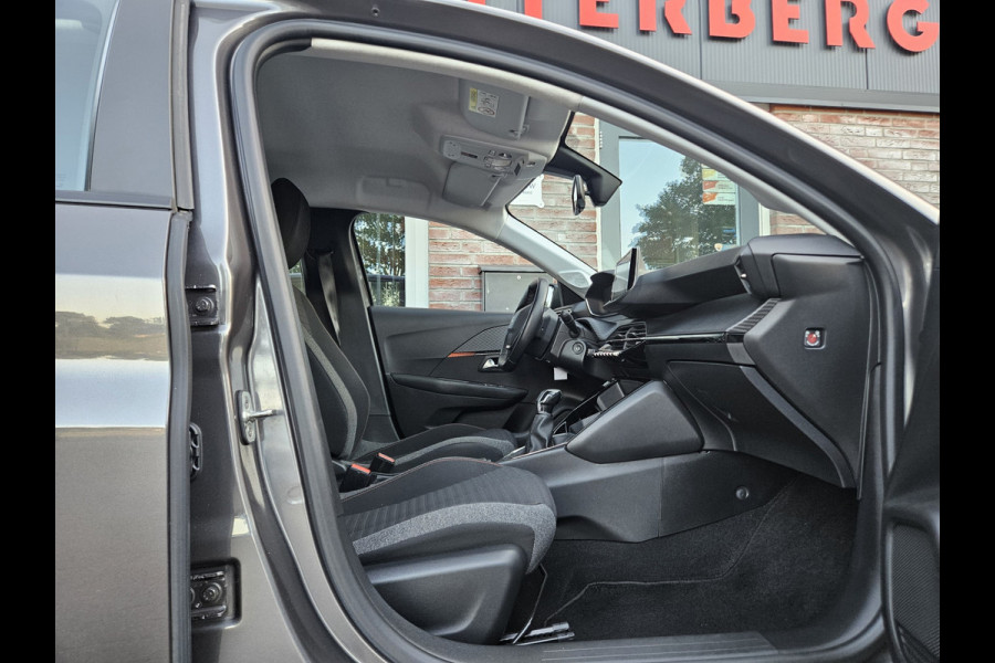 Peugeot 208 1.2 PureTech Active Carplay! NAP! Airco/Clima! Navigatie! Dealer Onderhouden! Nette Auto!