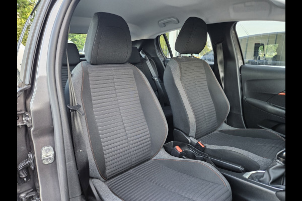 Peugeot 208 1.2 PureTech Active Carplay! NAP! Airco/Clima! Navigatie! Dealer Onderhouden! Nette Auto!