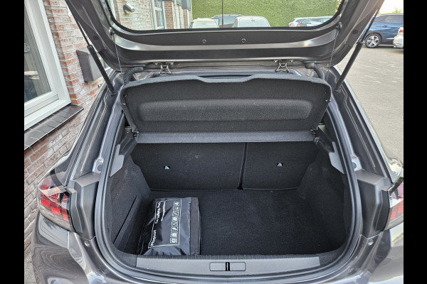 Peugeot 208 1.2 PureTech Active Carplay! NAP! Airco/Clima! Navigatie! Dealer Onderhouden! Nette Auto!