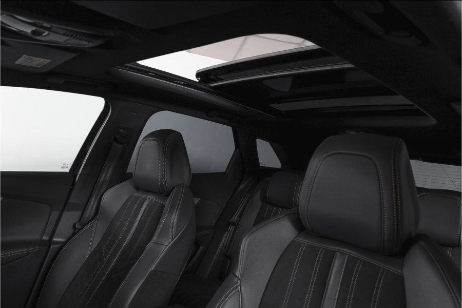 Peugeot 3008 1.2 PureTech Blue Lease GT 131 PK | black pakket | S/K-Panodak | Dig. Cockpit | Adapt. Cruise | Stoelverw. | PDC | Camera | NAV + App. Connect | ECC | Elek. Klep | LM 19" |