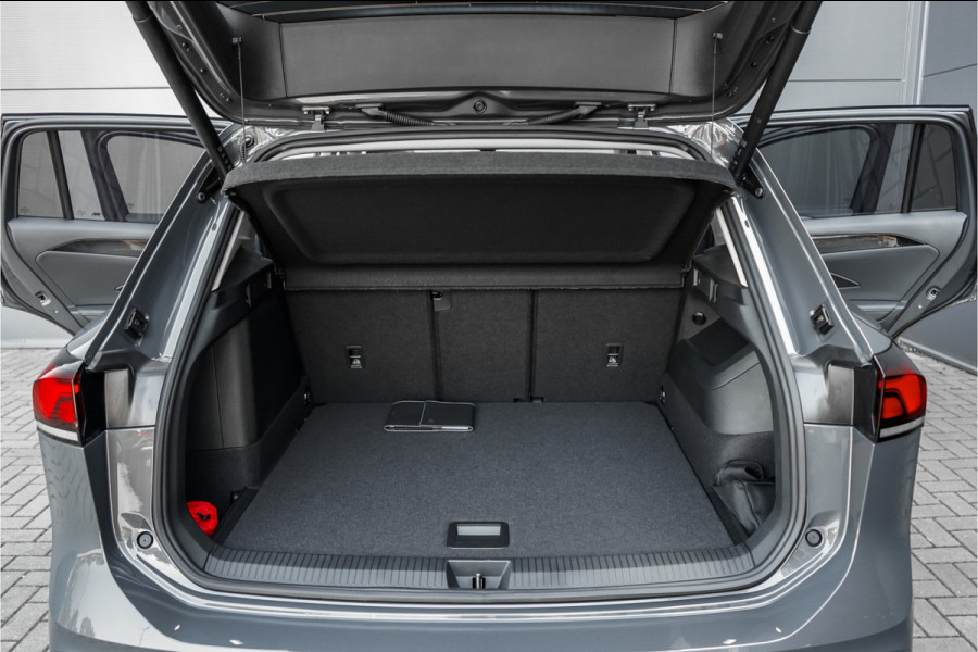 Volkswagen Tiguan 1.5 eHybrid 30 Year Ed Style IQ Winterpack 360° Elek Trekhaak ACC