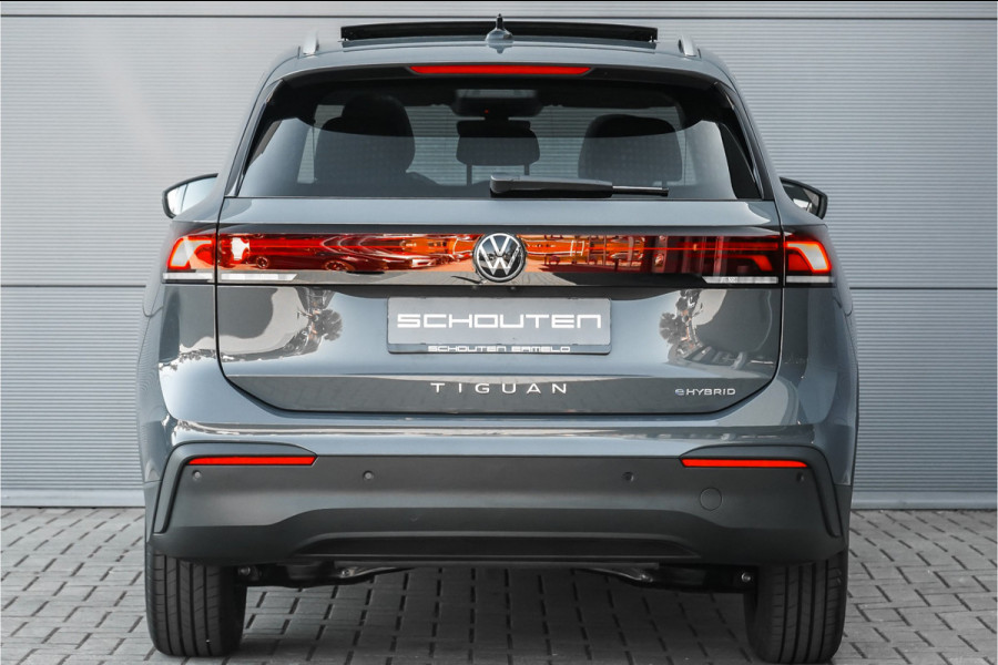 Volkswagen Tiguan 1.5 eHybrid 30 Year Ed Style IQ Winterpack 360° Elek Trekhaak ACC