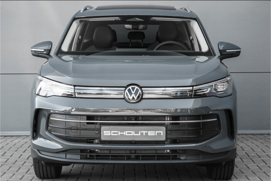 Volkswagen Tiguan 1.5 eHybrid 30 Year Ed Style IQ Winterpack 360° Elek Trekhaak ACC