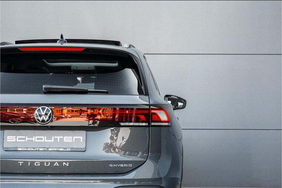 Volkswagen Tiguan 1.5 eHybrid 30 Year Ed Style IQ Winterpack 360° Elek Trekhaak ACC