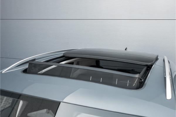 Volkswagen Tiguan 1.5 eHybrid 30 Year Ed Style IQ Winterpack 360° Elek Trekhaak ACC