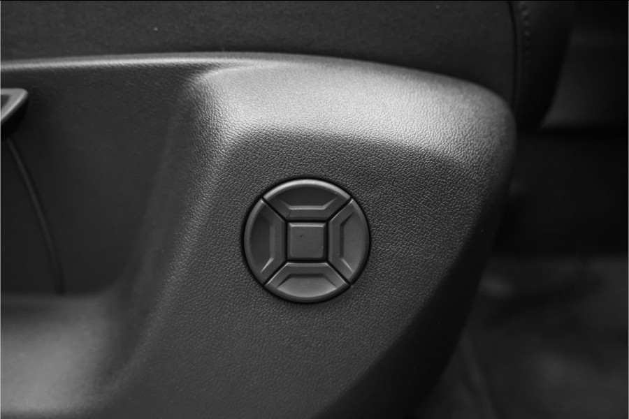 Volkswagen Tiguan 1.5 eHybrid 30 Year Ed Style IQ Winterpack 360° Elek Trekhaak ACC