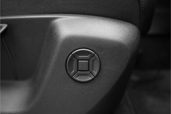 Volkswagen Tiguan 1.5 eHybrid 30 Year Ed Style IQ Winterpack 360° Elek Trekhaak ACC