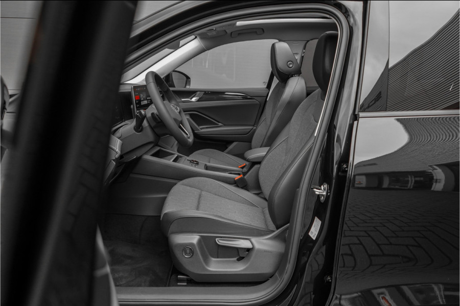 Volkswagen Tiguan 1.5 eHybrid 30 Year Ed Style IQ Pano Winterpack 360° Trekhaak ACC