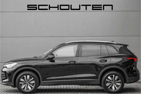 Volkswagen Tiguan 1.5 eHybrid 30 Year Ed Style IQ Pano Winterpack 360° Trekhaak ACC