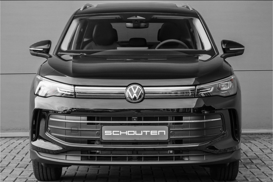 Volkswagen Tiguan 1.5 eHybrid 30 Year Ed Style IQ Pano Winterpack 360° Trekhaak ACC